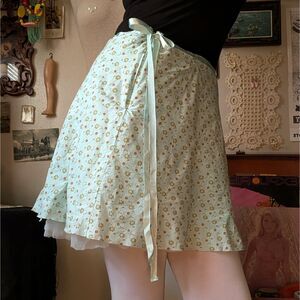 Vintage Floral Print Pleated Mini Skirt Women's Medium Light Blue Coquette Bow
